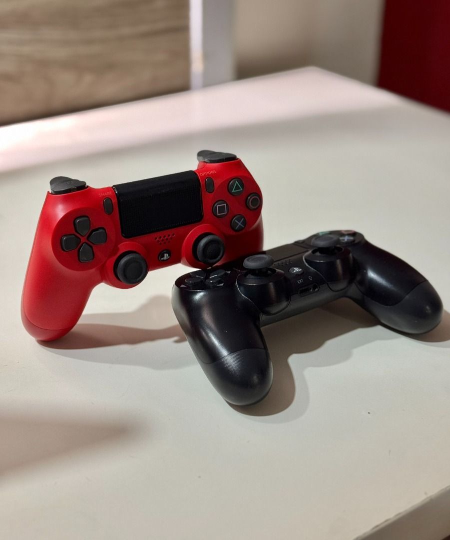2 PS4/DS4 OEM Controllers (Category: PlayStation) located in Pasig City. Submitted by robbiseraphin (Listing ID 1330435484, Image 3). Description: Selling: 2 OEM PS4/Dualshock 4 Controllers for 1000 PHP Details: - No issues. - Can test before payment! _________________________________ Pm here or message me at 09150578164 for any questions .