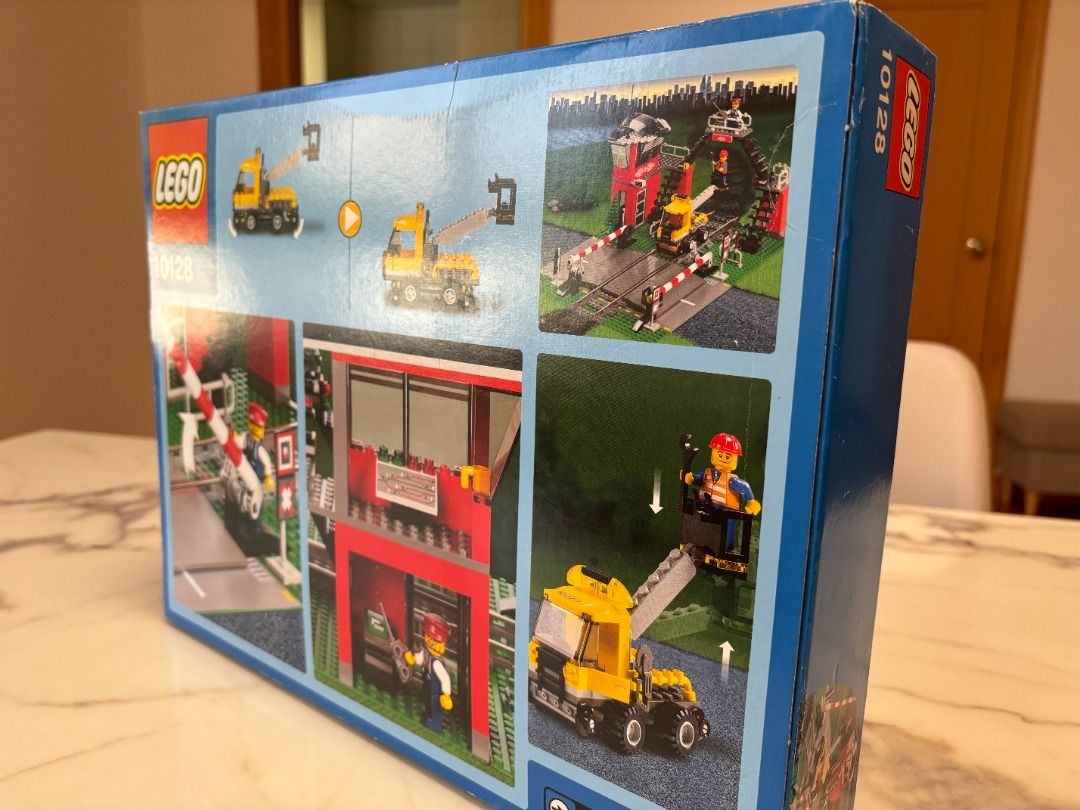 LEGO 10128 Train Level Crossing Carousell