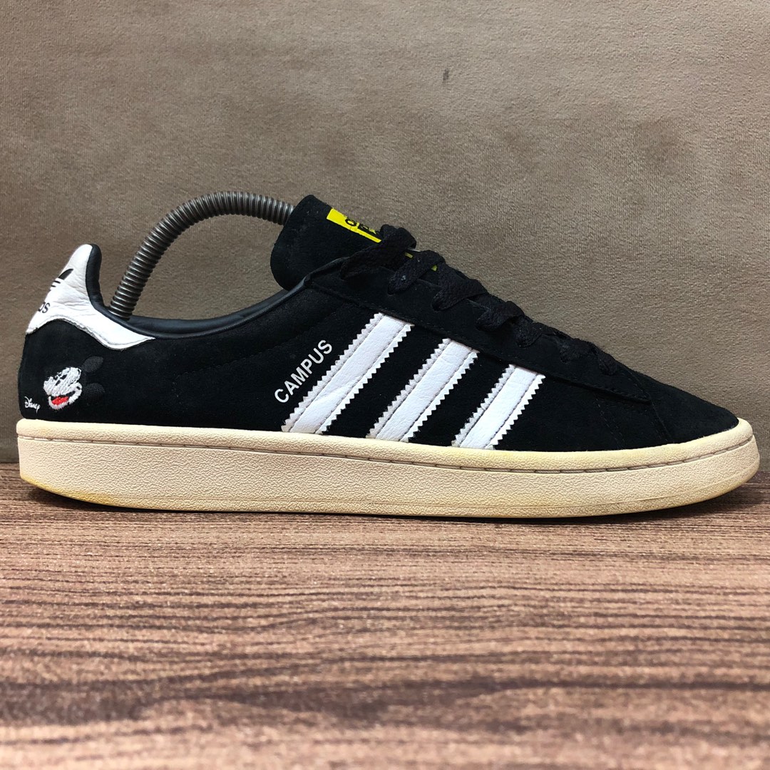 Adidas Campus size 42 b4696 Fesyen Pria Sepatu Lainnya di Carousell