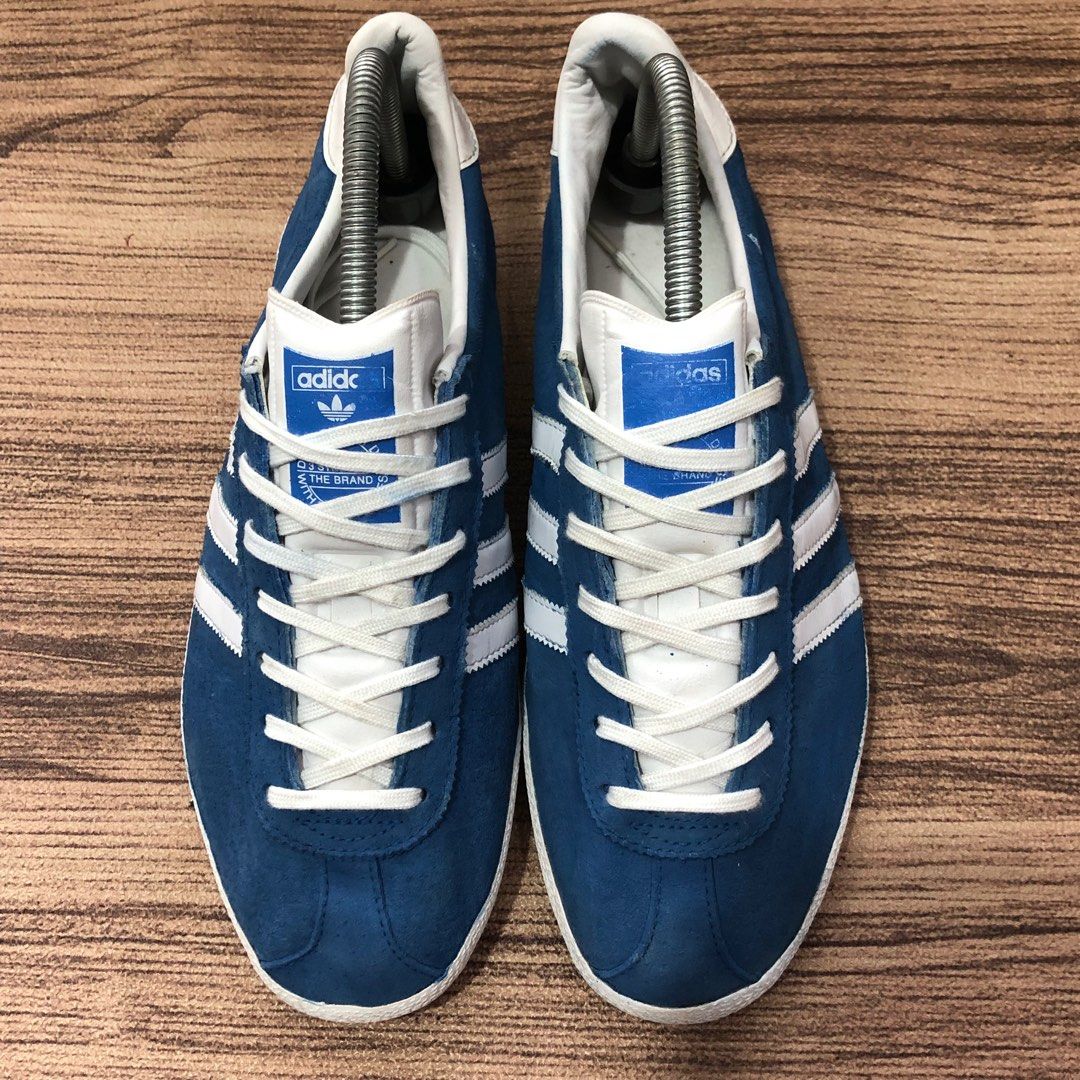 Adidas Gazelle size 40 b4580 Fesyen Pria Sepatu Sneakers di Carousell