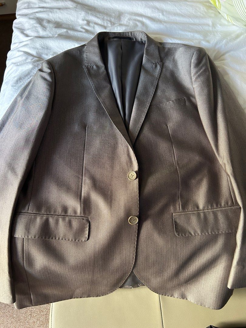 Arrow Suit - Coat & Pants, Light Grey (Glossy) (Category: Coats, Jackets and Outerwear) located in Mandaluyong City. Submitted by bryan.bee (Listing ID 1330342194, Image 2). Description: Matching coat and pants for sale Coat is size L (52) Pants is size 36 Mall retail price is ₱11,000 Bought in Arrow Megamall, pre-pandemic, receipt no longer available Reason for Selling - decluttering .