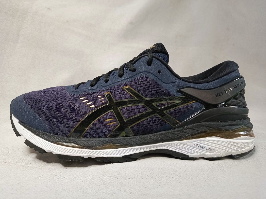 ASICS Gel Kayano 24 Men s running shoes size US 9.5 Men s Fashion Footwear Sneakers on Carousell