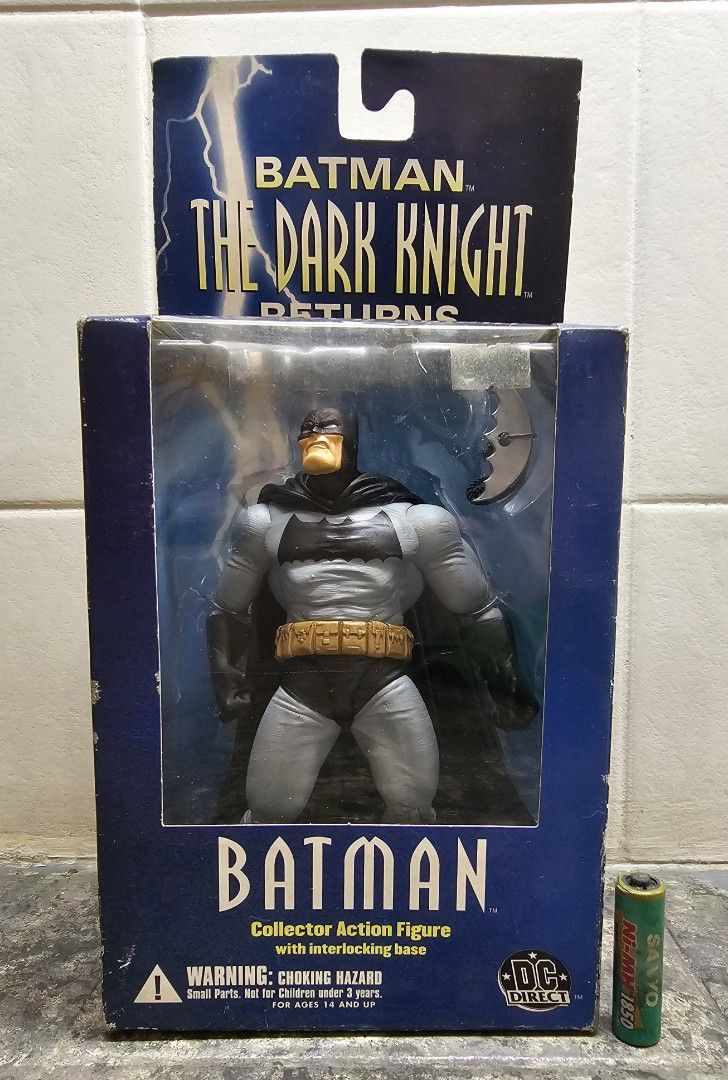 BATMAN - 2003 DC Direct The Dark Knight Returns Series (Category: Figurines & Statues) located in Quezon City. Submitted by charliebrown_olx (Listing ID 1330472985, Image 1). Description: Frank Miller's The Dark Knight Returns (Justice League) Classification: New, Factory Sealed Condition: Mint on Non-Mint Box TERMS & CONDITIONS: 1. C.O.D. Can meet buyers at - Del Monte Ave, Q.C. - Mla Memorial Park Sucat - Sundays 10am-11am 2. Shipping c/o buyer