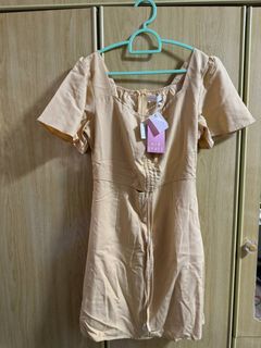 (Category: ) located in . Submitted by liyiingchen (Listing ID 1330427473, Image 1). Description: .