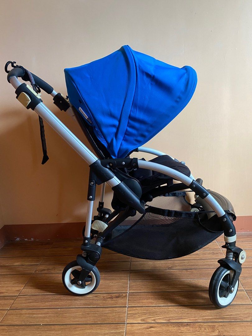 Bugaboo bee (Category: Strollers) located in Mandaue City. Submitted by aili_ (Listing ID 1330400411, Image 3). Description: Bugaboo bee Stroller Removable seat, can be used as baby car seat Four-wheel suspension Very good buy 👌 Can carry up to 15kg .