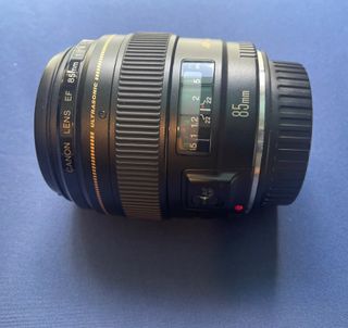 SALE】キャノン canon EF85mm F1.8 EF85mm F1.8 USM 中古価格比較