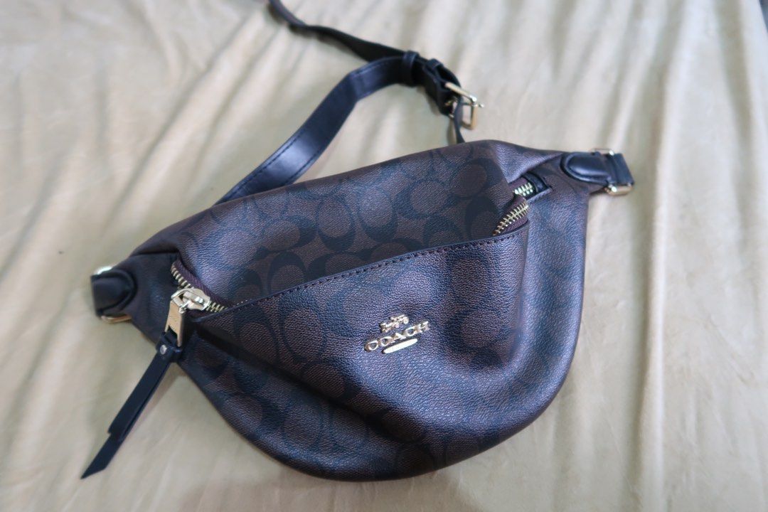 Coach Belt Bag (Category: Luxury Bags & Wallets) located in Arakan. Submitted by mangaroo (Listing ID 1330360957, Image 3). Description: Fixed Price + SF Authentic Refer last photo for the flaw PM for more pictures.
