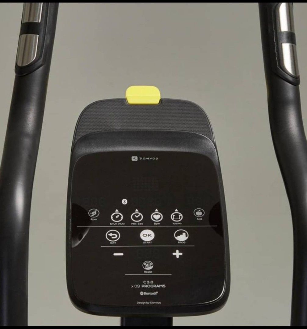 Decathlon Domyos self powered Elliptical Cross Trainer EL520, Sports