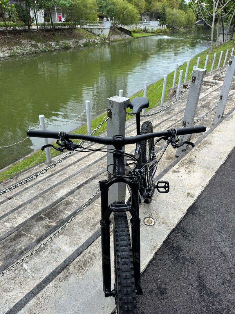 Giant MTB Trance 29er, Sports Equipment, Bicycles & Parts, Bicycles on