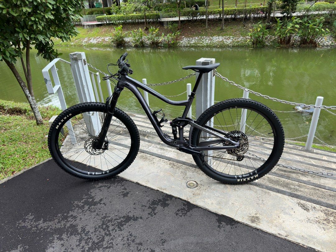 Giant MTB Trance 29er, Sports Equipment, Bicycles & Parts, Bicycles on