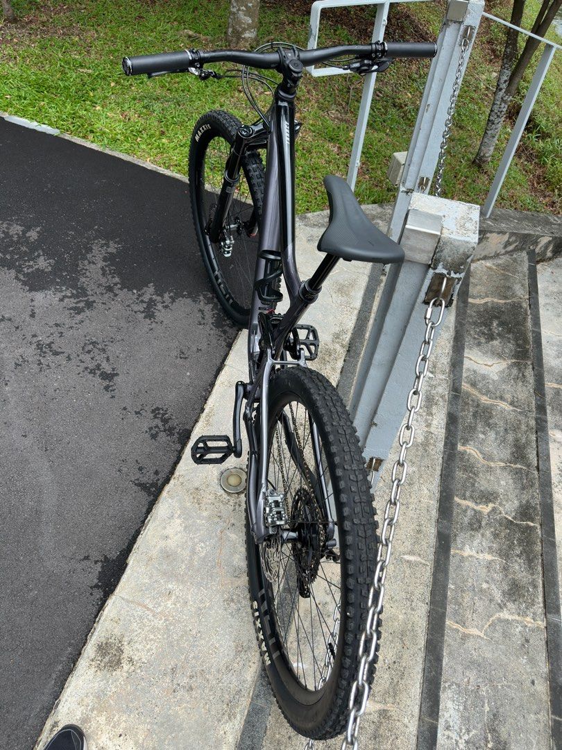 Giant MTB Trance 29er, Sports Equipment, Bicycles & Parts, Bicycles on