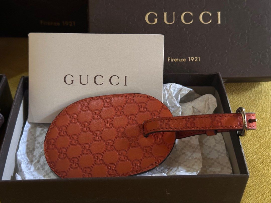 Gucci luggage tag discount