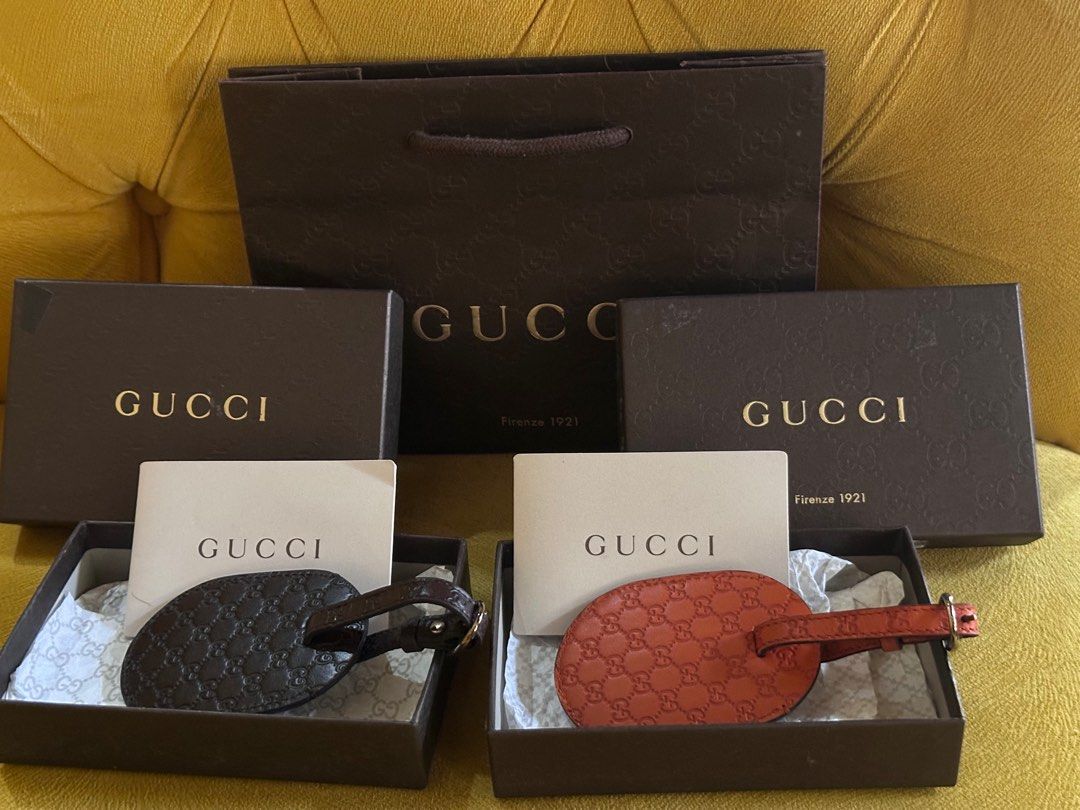 Gucci luggage tag store