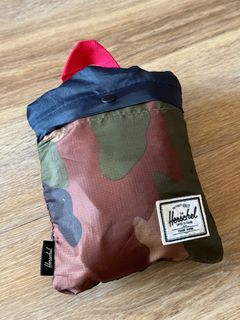 （分類：）位於 。 由 michhhhhhhh 提交（商品編號 1330432178，圖片 1）。簡介： 。