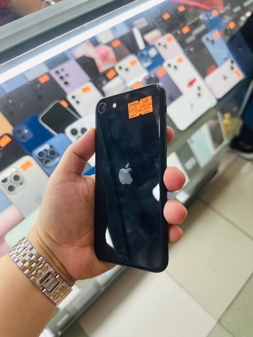 Iphone SE 2022 5G 128gb 85% Batt FU (Category: iPhone SE Series) located in San Juan City. Submitted by javedsgadgetshop (Listing ID 1330497987, Image 2). Description: OPEN FOR INSTALLMENT VIA CREDIT CARD/GGIVES/SPAY/BILLEASE & SWAP/TRADE-IN! BUY AND SELL! Quick Specs : Iphone SE 2022 5G •128gb •NTC Variant •85% batt health •Factory Unlock •95% Smoothness •No hidden issue | No Repaired •100% Authentic | Not Refurbished •w/ OEM Charger & store war