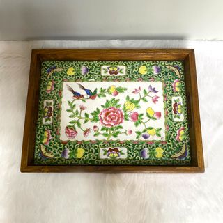 (Category: ) located in . Submitted by posh_avenue_home (Listing ID 1330356168, Image 1). Description: .