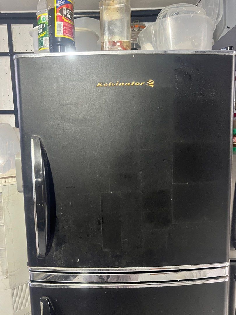 Kelvinator Ref 5’8 feet (Category: Refrigerators and Freezers) located in Manila. Submitted by cjmaaaaac (Listing ID 1330472563, Image 2). Description: Issues: Thermostat not working Rubber on the door Tondo Manila area.