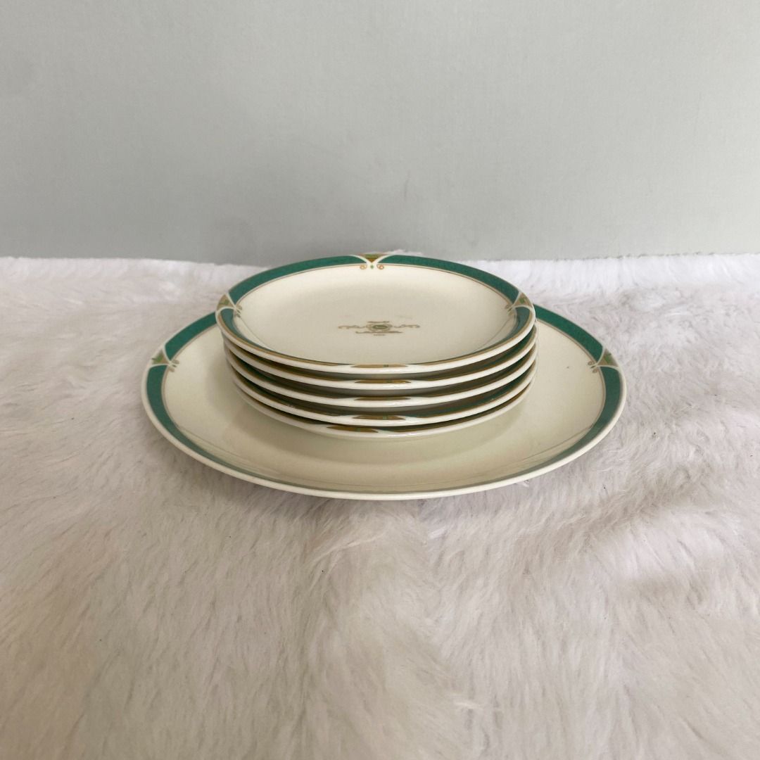 Lancel White Green Gold Party Plate Set (Category: Dinnerware & Cutlery) located in Consolacion. Submitted by posh_avenue_home (Listing ID 1330351521, Image 2). Description: In very good condition. With gold loss on the large plate. Set of 6 Plates. Large plate: 1 x 9.5"; Cake plates 5 x 6.0"..