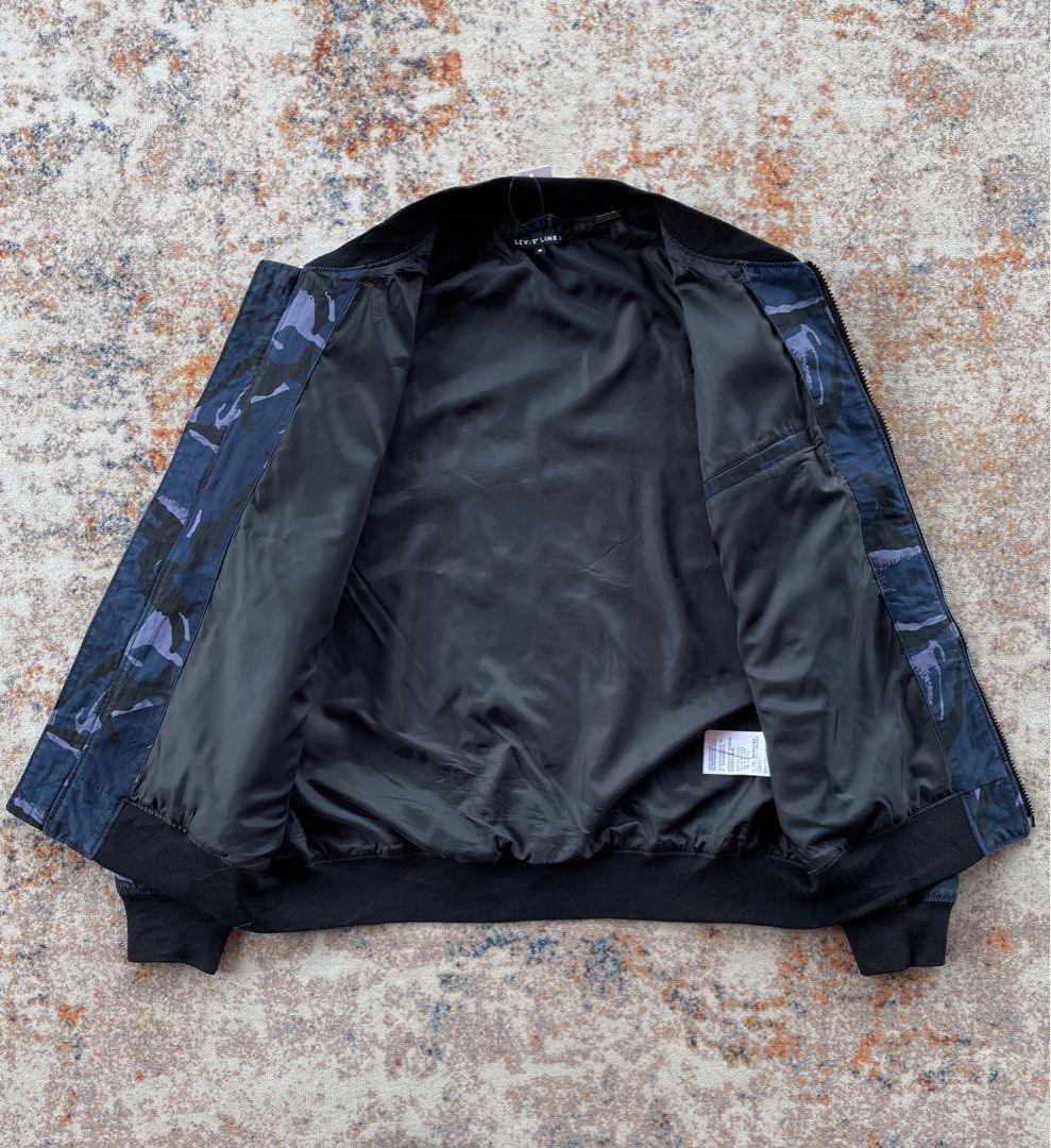 LEVIS LINE 8 CAMO BOMBER JACKET N36 11024