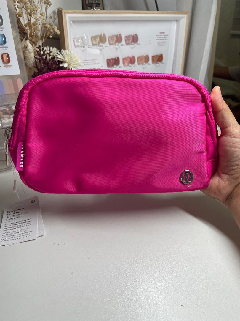 Lululemon 1L Everywhere Belt Bag in Sonic Pink, Men's Fashion, Bags, Belt  bags, Clutches and Pouches on Carousell