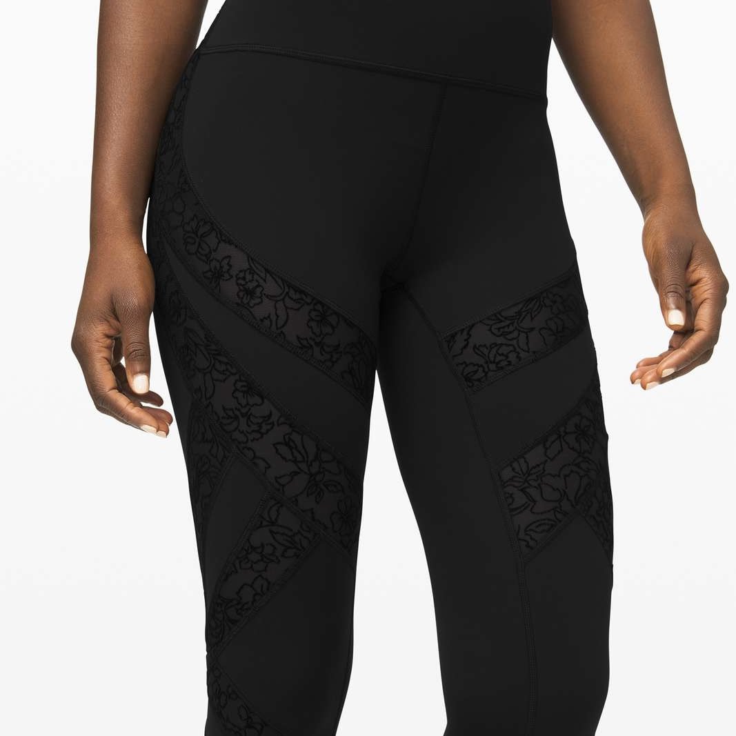 Lulu wunder under high rise shop