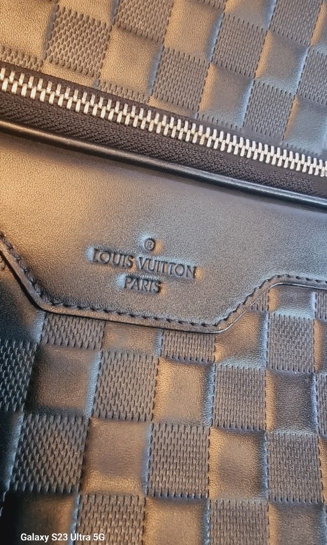 Lv mens backpack superb! Genuine leather (Category: Luxury Bags & Wallets) located in Cebu City. Submitted by lovegreend. (Listing ID 1330388005, Image 2). Description: Preloved:Lv mens leather backpack Size:large Color:black Remarks:Pls click the pictures for full images. ●No flaws ●genuine leather ●coded Condition: very good pls pm me for more inquires or pictures😘 INGAT PO SA MGA MANLOLOKO NA NAG GRAGRAB NG PICTURES.. FOR PAYMENT WE ONLY USE 