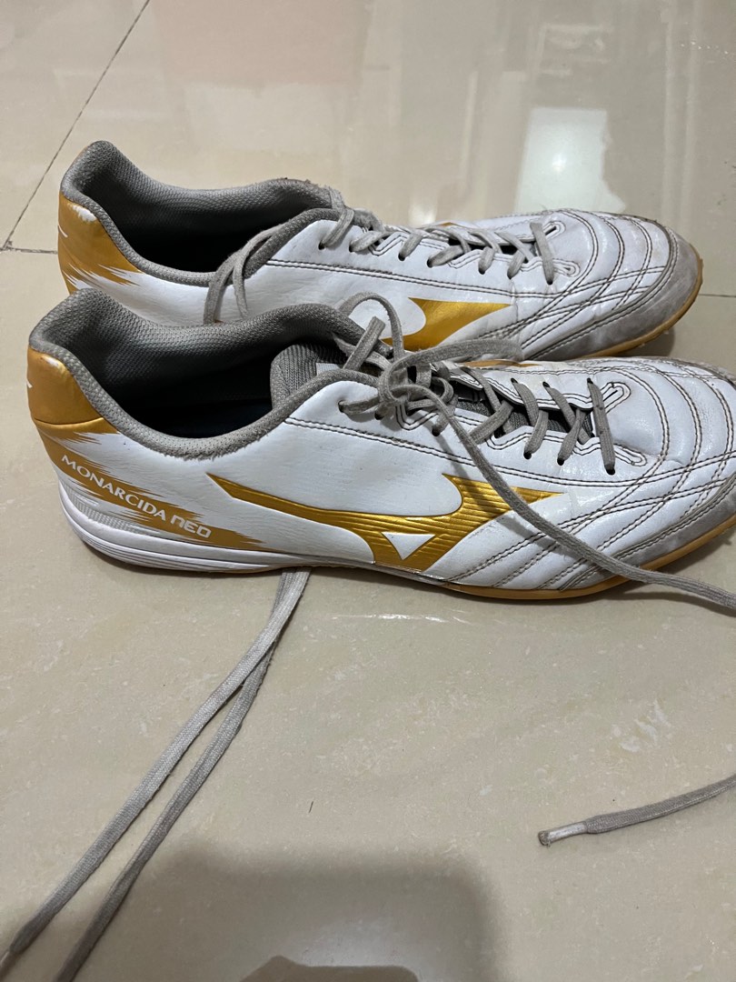 Mizuno Monarcida Neo Sala Pro IN Carousell