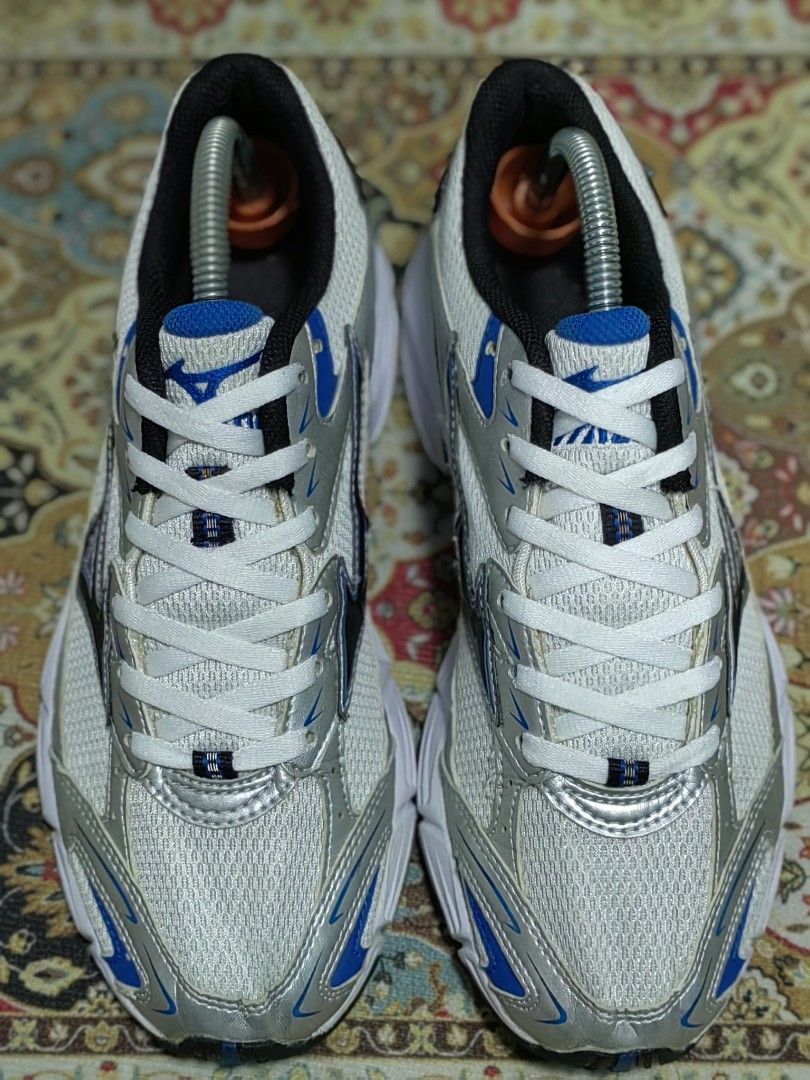 MIZUNO VS1 X10 7UK 26CM KAKI SAIZ 7.5UK BOLEH PAKAI Men s Fashion Footwear Sneakers on Carousell