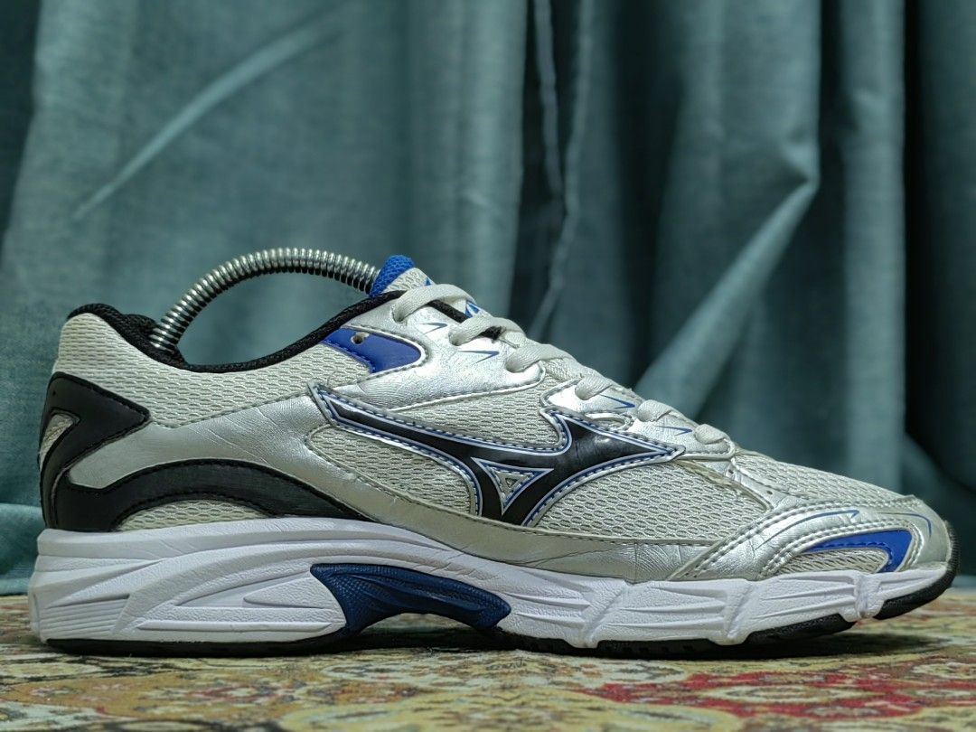 Mizuno vs1 x10 new arrivals