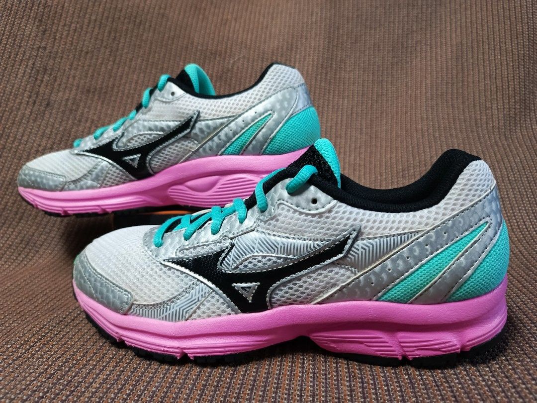Mizuno X10 Women s Running shoes size US 9 Women s Fashion Footwear Sneakers on Carousell