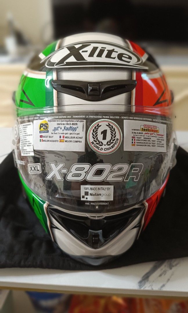 Nolan X-lite X-802R full-face helmet X802 Pirovano #22, 體育器材