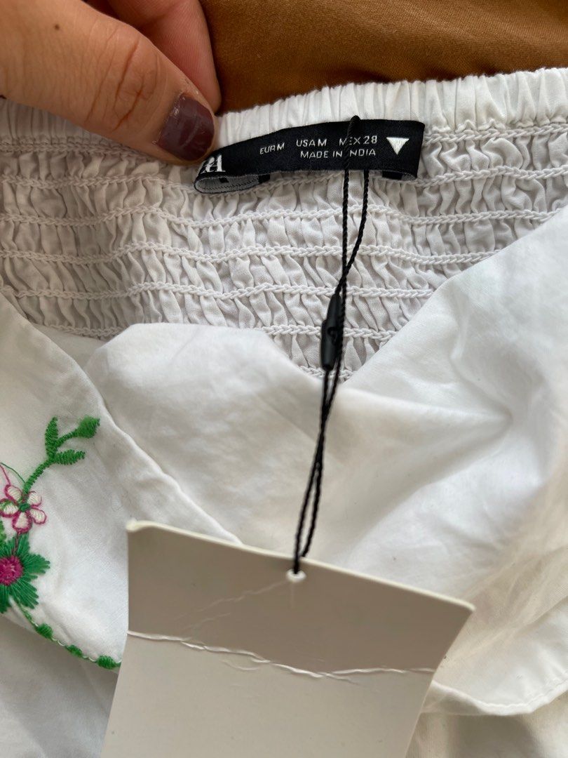 Off shoulder (Category: Blouses) located in Quezon City. Submitted by msbeau (Listing ID 1330402721, Image 2). Description: .