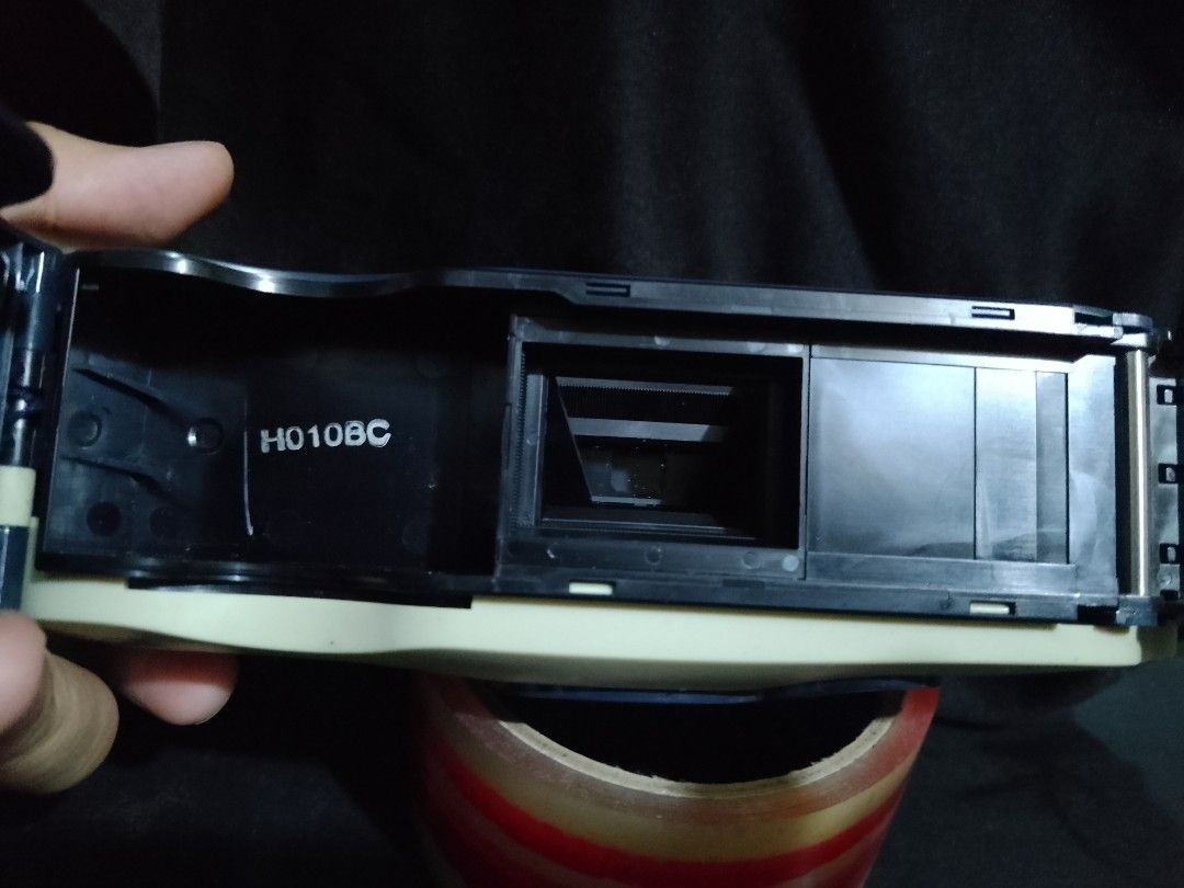 POLAROID Instant Pocket camera working (Category: Cameras) located in Davao. Submitted by jeffsantos (Listing ID 1330513926, Image 2). Description: still working, no issues.