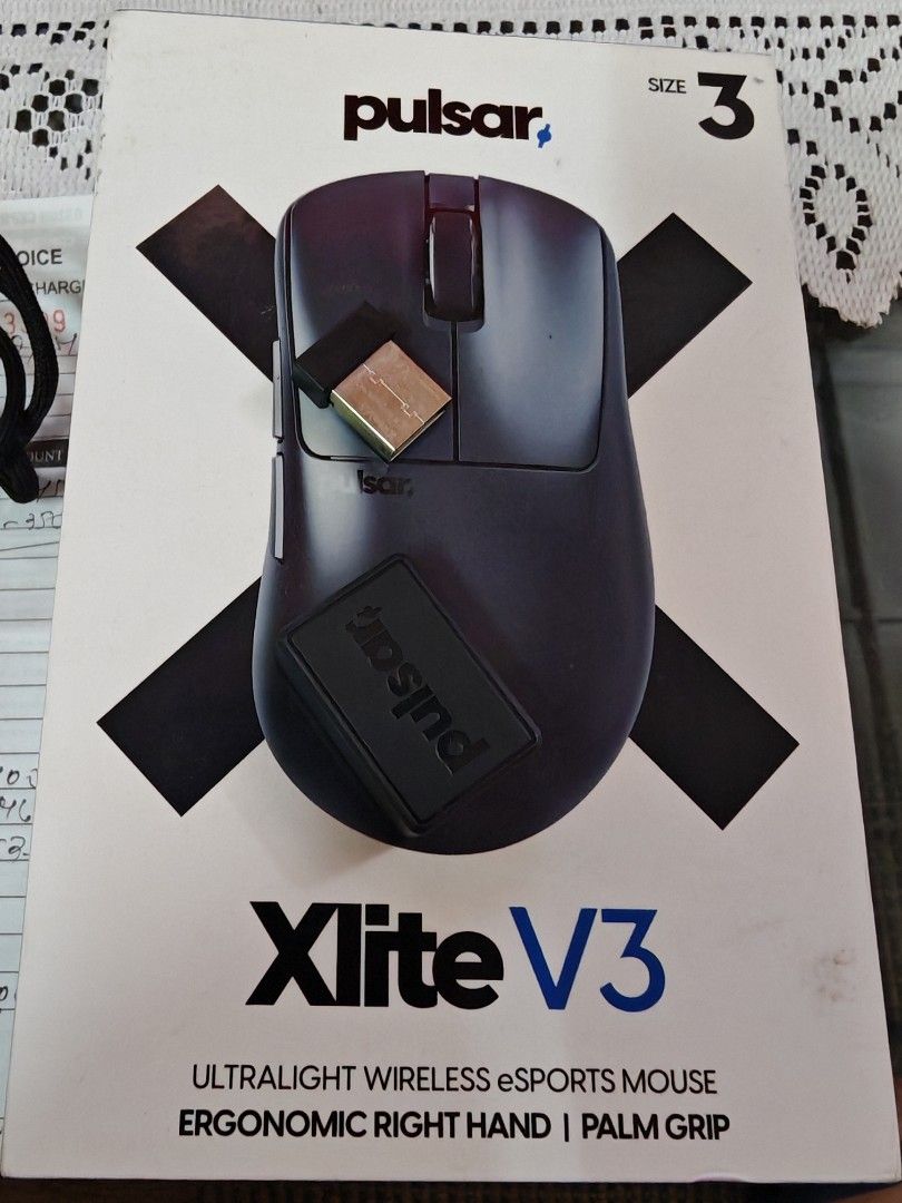 Pulsar XLite v3 (large) gaming mouse, Computers & Tech, Parts