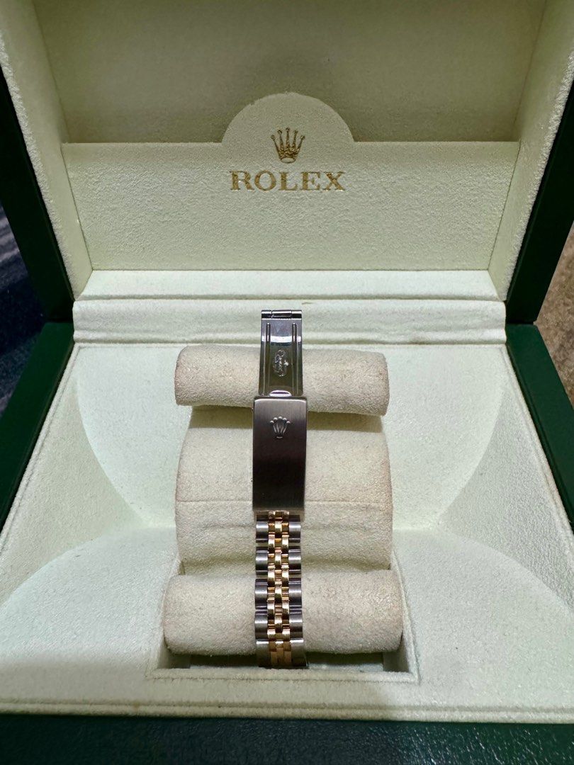 Rolex Ladies Size Datejust 26mm Computer Dial (Category: Luxury Watches) located in Manila. Submitted by jperks0102 (Listing ID 1330477808, Image 3). Description: Watch only with box.