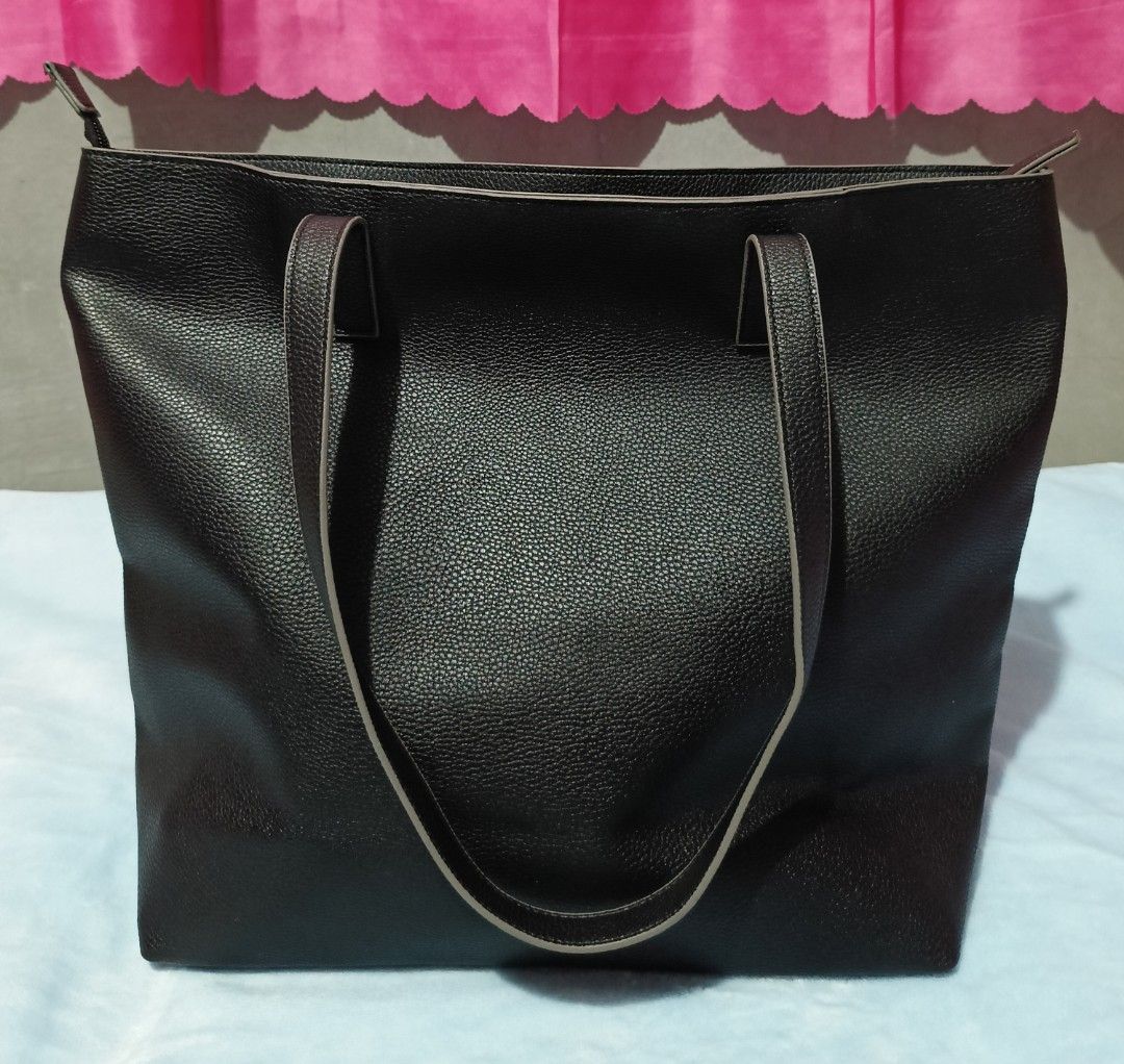 Roots Canadian Brand Tote Bag Women s Fashion Bags Wallets Tote Bags on Carousell