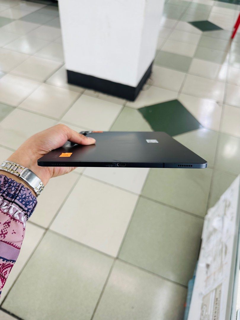 Samsung Tab S8+ 5G 256gb FU NTC (Category: Android) located in San Juan City. Submitted by javedsgadgetshop (Listing ID 1330499175, Image 3). Description: OPEN FOR INSTALLMENT VIA CREDIT CARD/GGIVES/SPAY/BILLEASE & SWAP/TRADE-IN! BUY AND SELL! Quick Specs : Samsung Tab S8+ 5G •256gb •NTC Variant •Good batt health •Factory Unlock •95% Smoothness •No hidden issue | No Repaired •100% Authentic | Not Refurbished •w/ OEM Charger & store warranty ❣️ - 