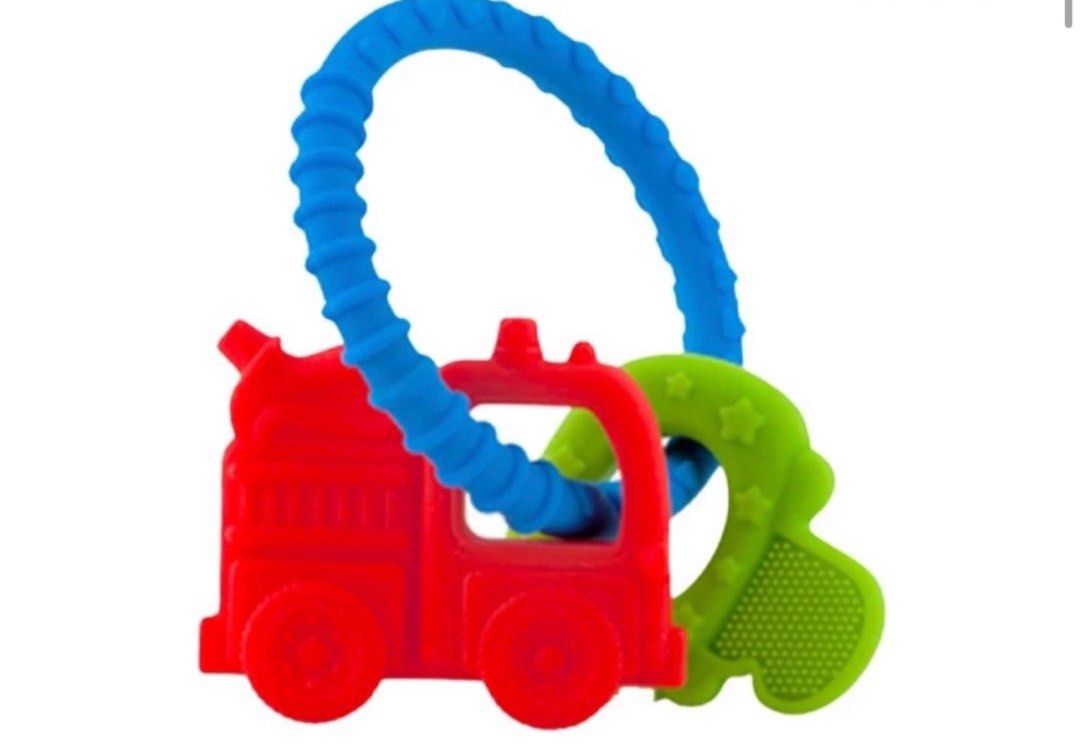 Silicone teether (Category: Weaning & Toddler Feeding) located in Quezon City. Submitted by rimaostwani (Listing ID 1330449176, Image 3). Description: With box .