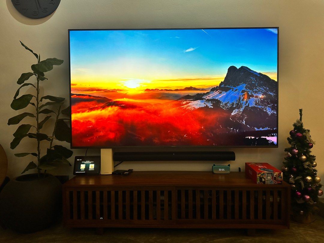 Sony Bravia 4K VH2 85 inch, TV & Home Appliances, TV & Entertainment, TV on Carousell