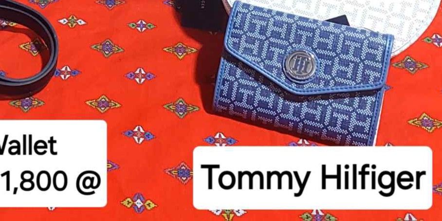 Tommy Hilfiger Wallet (Category: Wallets & Card holders) located in Paranaque City. Submitted by sofiyeah (Listing ID 1330406993, Image 1). Description: brand new and original Tommy Hilfiger wallet white or blue (choose a color) Message me for further info. Requests for additional photos may take a while. Thanks! #labusell.