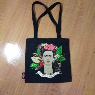 (Kategori: ) berada di . Dikirim oleh ononiha.co (ID iklan 1330450496, Gambar 1). Deskripsi: .
