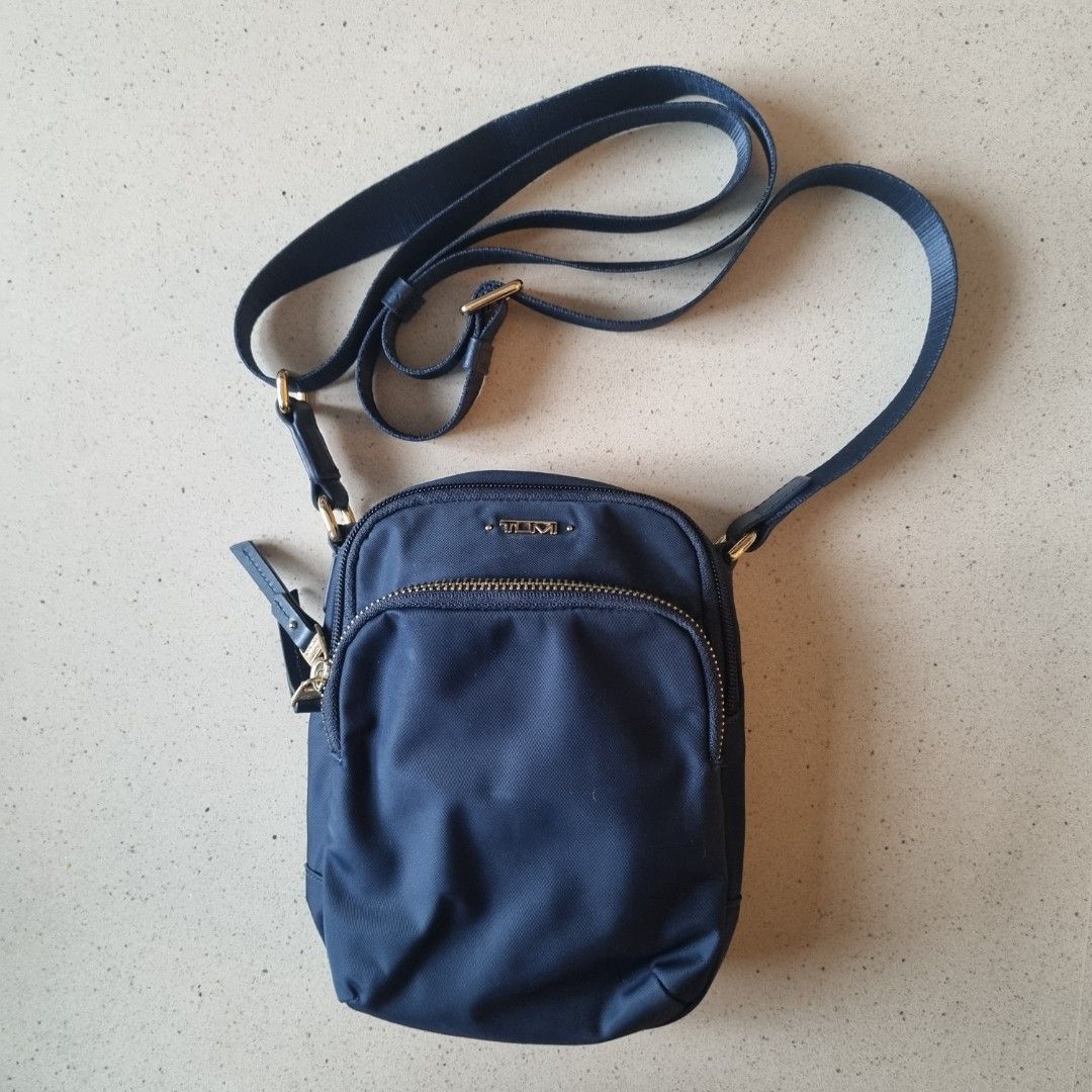 Tumi Voyageur Ruma Crossbody Sling Bag Women s Fashion Bags Wallets Cross body Bags on Carousell