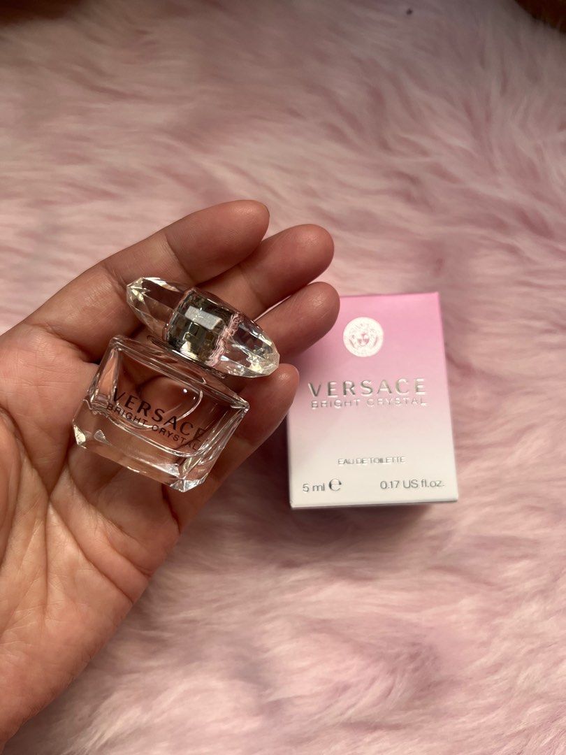 Versace Bright Crystal Mini Perfume for Women (Category: Fragrance & Deodorants) located in Manila. Submitted by modfit09 (Listing ID 1330372599, Image 3). Description: Onhand and ready to ship 100% original 5ml Dab type.