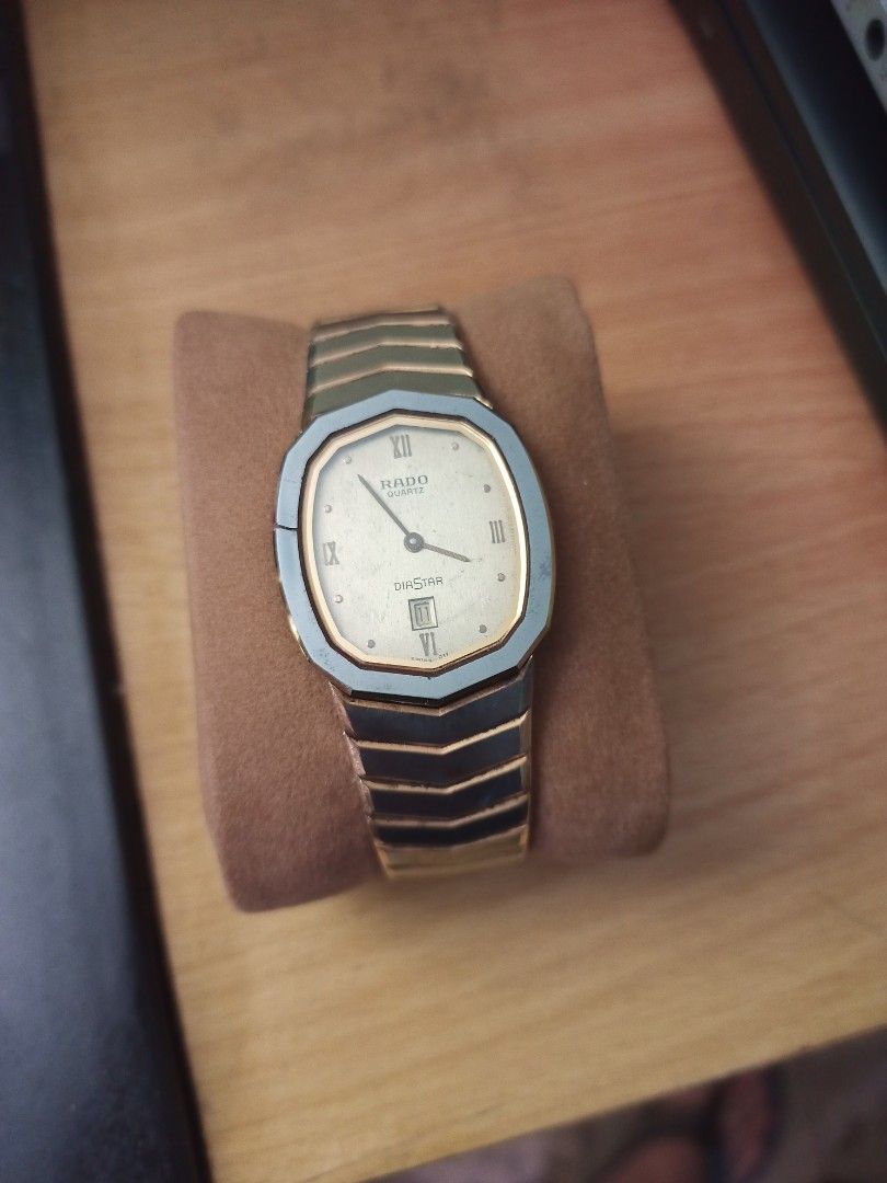 Vintage Rado quartz watch (Category: Luxury Watches) located in Paranaque City. Submitted by timeforus (Listing ID 1330418203, Image 1). Description: good working condition. issues: dial has patina. small crack in bezel..