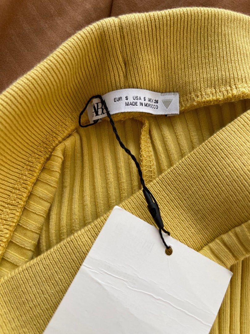 Zara flare (Category: Other Bottoms) located in Quezon City. Submitted by msbeau (Listing ID 1330402446, Image 2). Description: .