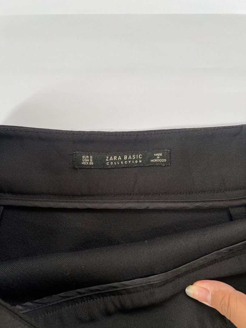 Zara Pearl Skort (Category: Skirts) located in Marikina City. Submitted by declutter_gabie (Listing ID 1330384560, Image 2). Description: Size S MOP BPI/GCASH.