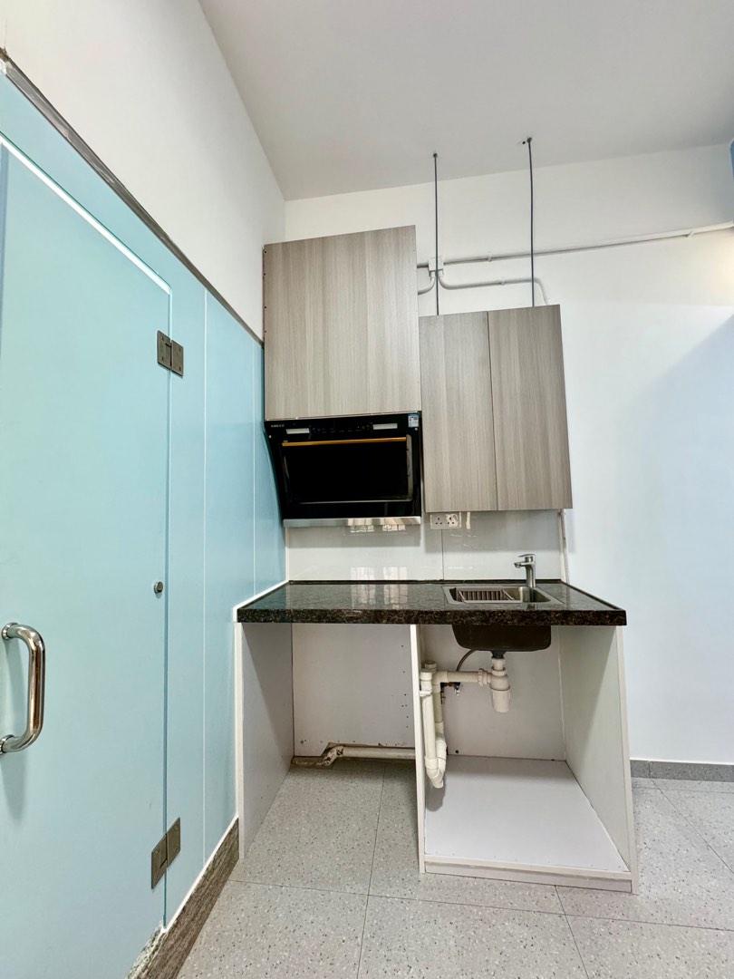 Long-term rental: Newly renovated open-concept room in Ho Man Tin, with elevator, no commission, direct from owner.63438784583425112