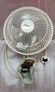 （分類：）位於 。 由 smilebid 提交（商品編號 1330585008，圖片 1）。簡介： 。
