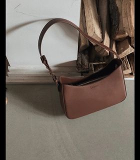 （分類：）位於 。 由 kr456 提交（商品編號 1330670592，圖片 1）。簡介： 。