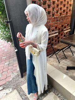 (Category: ) located in . Submitted by awanis17 (Listing ID 1330631321, Image 1). Description: .